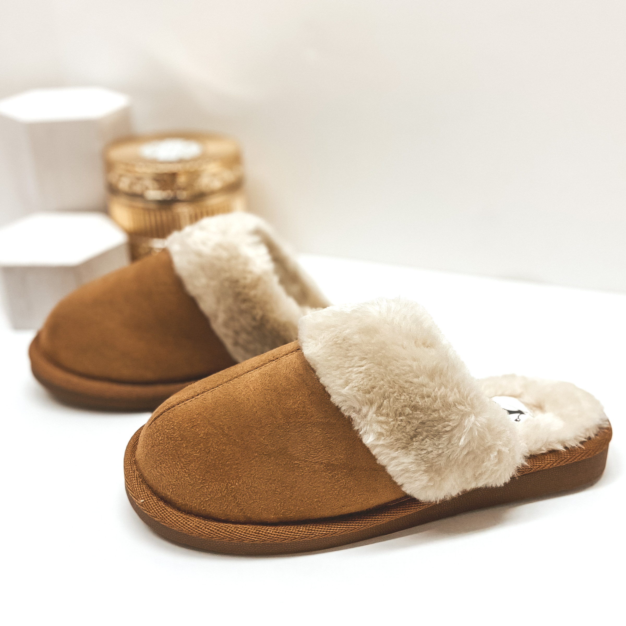 Corky's | Snooze Slide On Slippers with Furry Lining in Chestnut