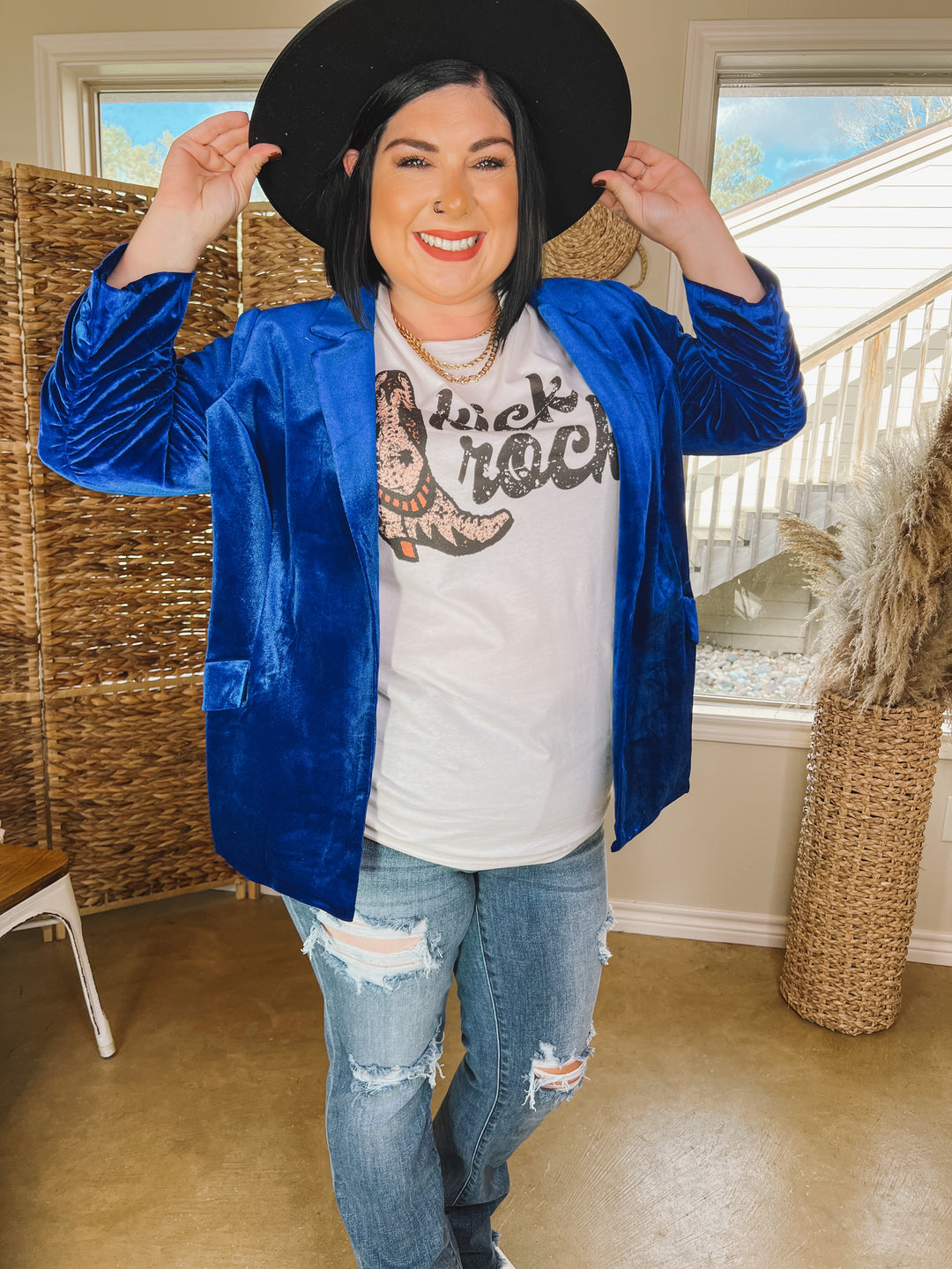 Chic Arrival 3/4 Sleeve Velvet Blazer in Royal Blue - Giddy Up Glamour Boutique