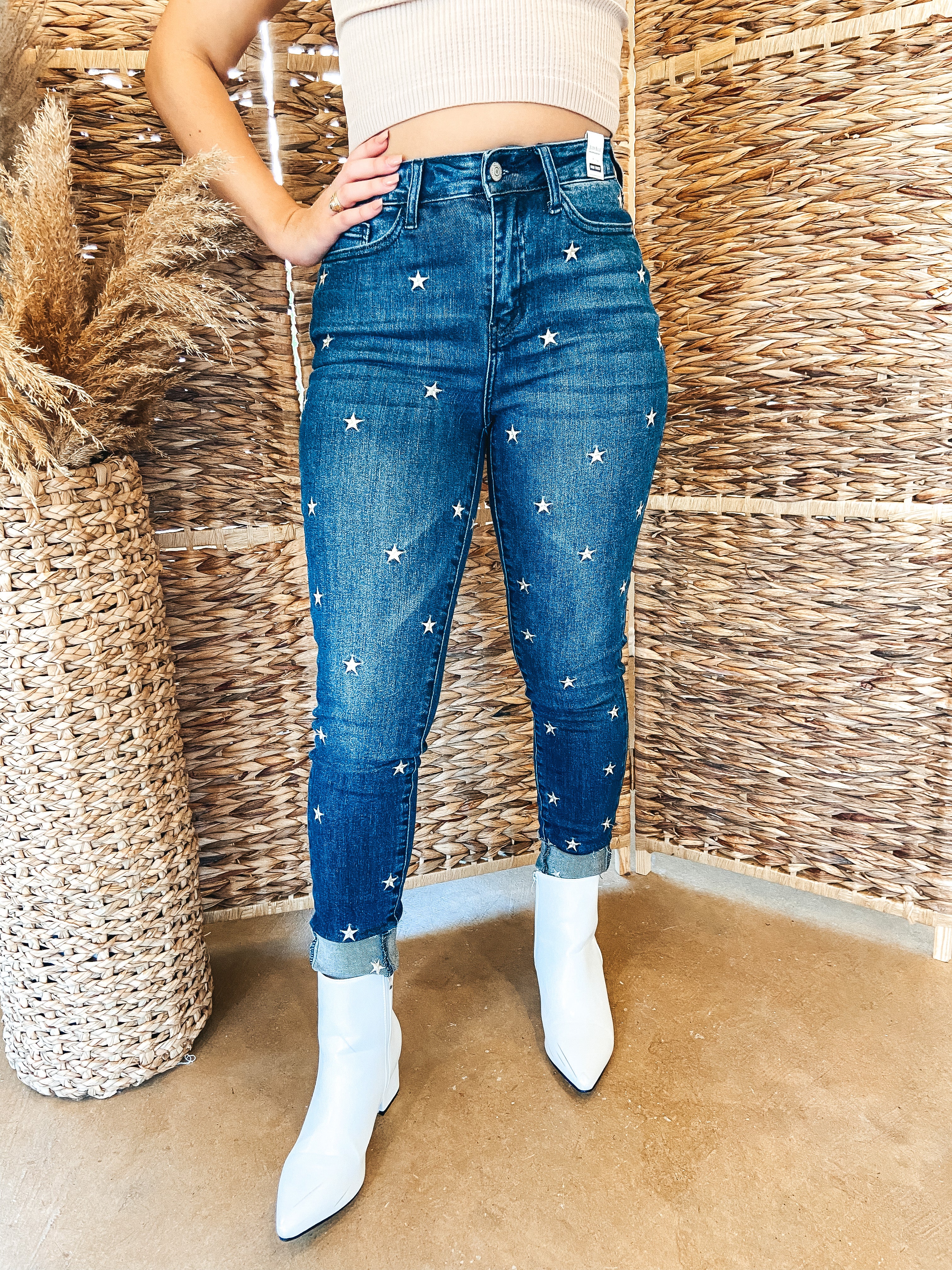 Last Chance Size 1 | Judy Blue | Star Romance Embroidered Skinny Jeans in Dark Wash - Giddy Up Glamour Boutique