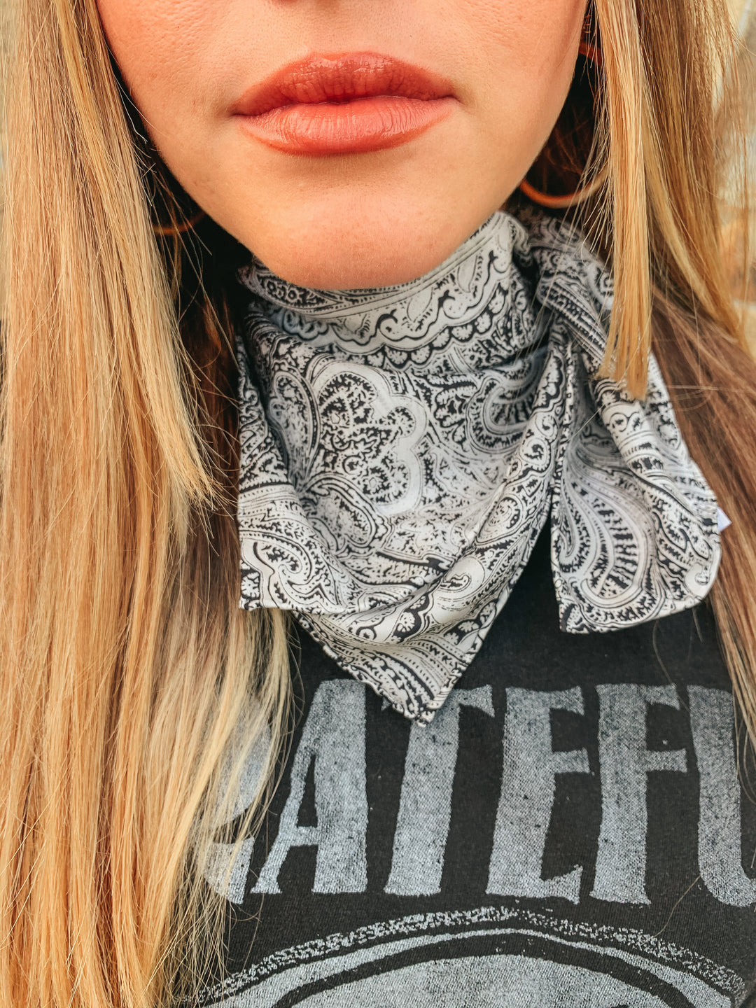 Mini Calico Acanthus Wild Rag in Black and White - Giddy Up Glamour Boutique