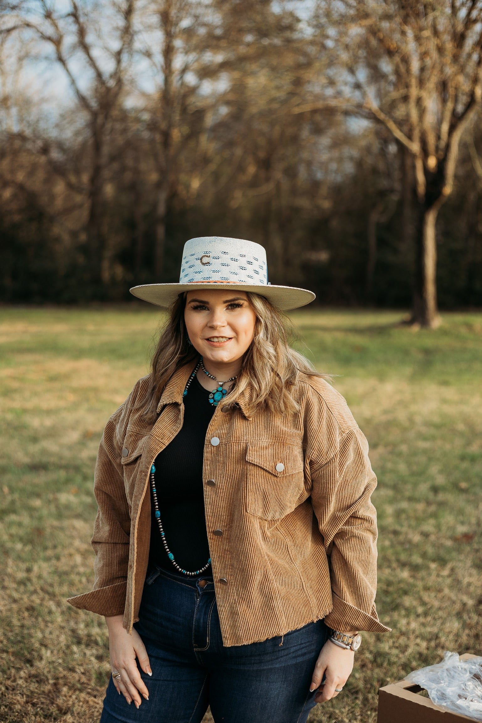 Charlie 1 Horse | Blue Roan Straw Stiff Brim Hat with Leather Band and Feather - Giddy Up Glamour Boutique