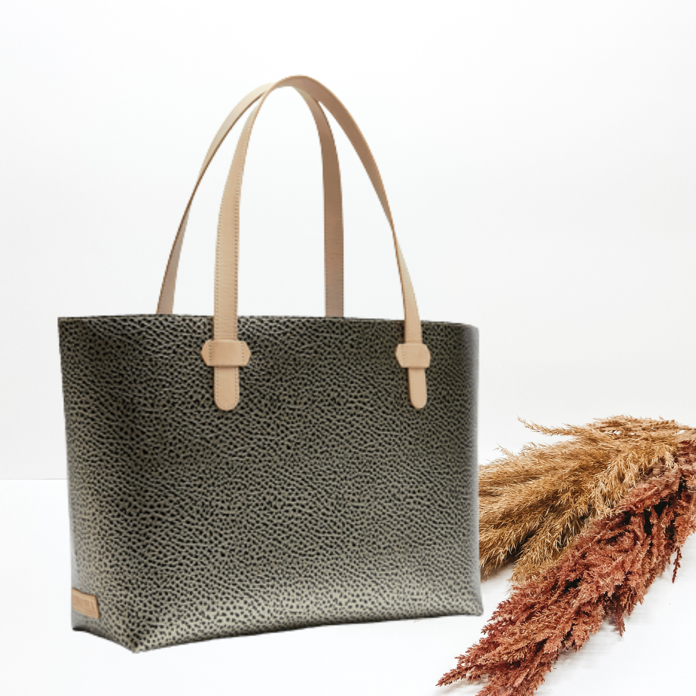 Consuela | Tommy Big Breezy Tote - Giddy Up Glamour Boutique