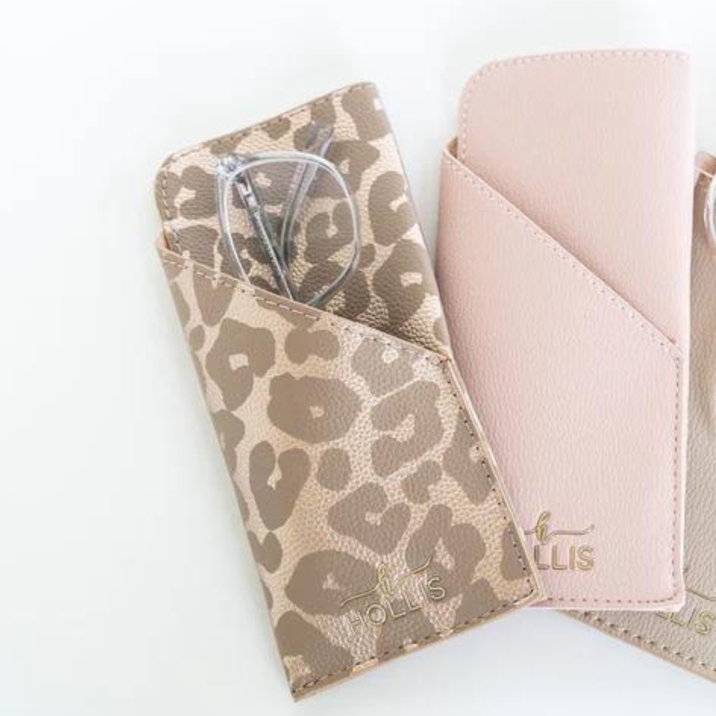 Hollis | Eyeglass Sleeve in Leopard - Giddy Up Glamour Boutique
