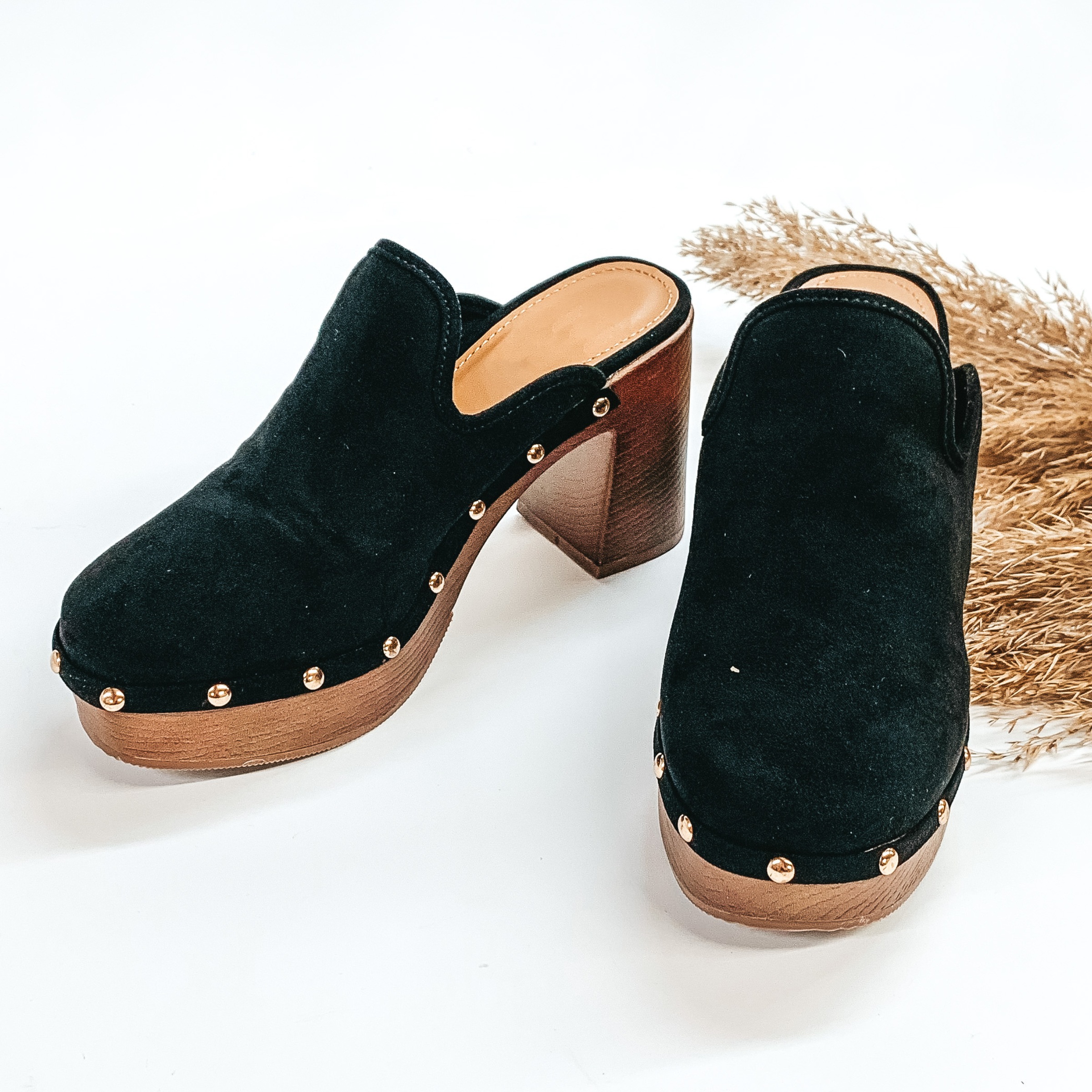 Groovy State of Mind Heeled Mules in Black