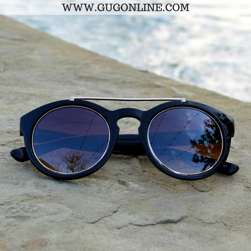 The Quinn Round Aviator Sunglasses in Black with Gold Trim - Giddy Up Glamour Boutique