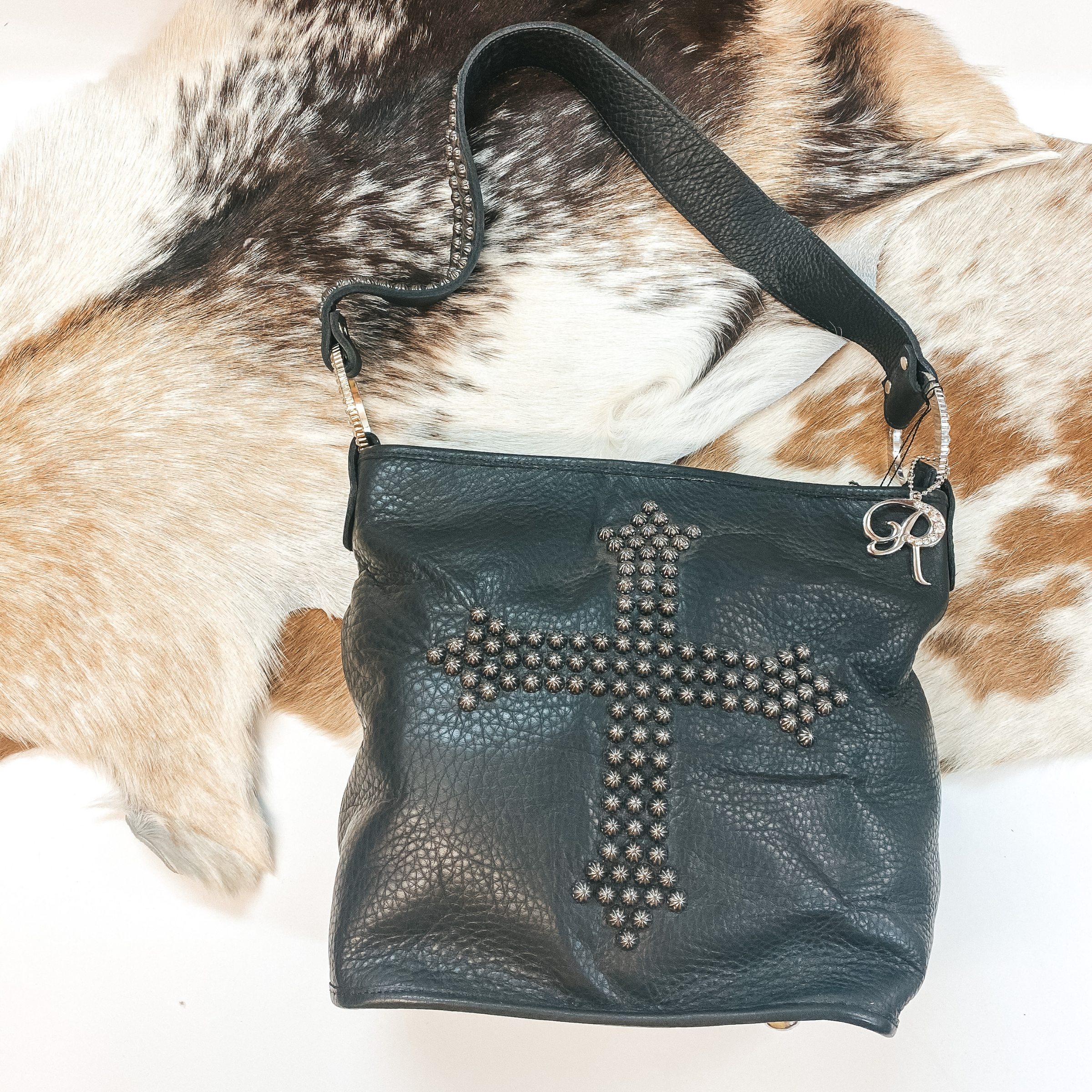 Raviani Genuine Italian Black Leather Purse - Giddy Up Glamour Boutique