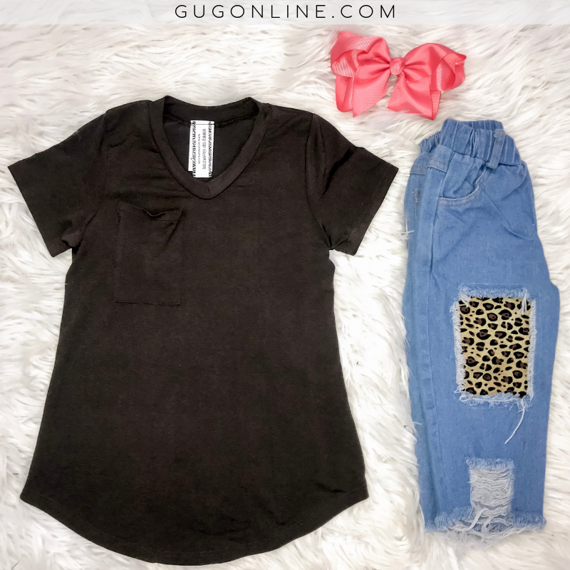 Kids Just Right Short Sleeve Pocket Tee in Chocolate Brown - Giddy Up Glamour Boutique