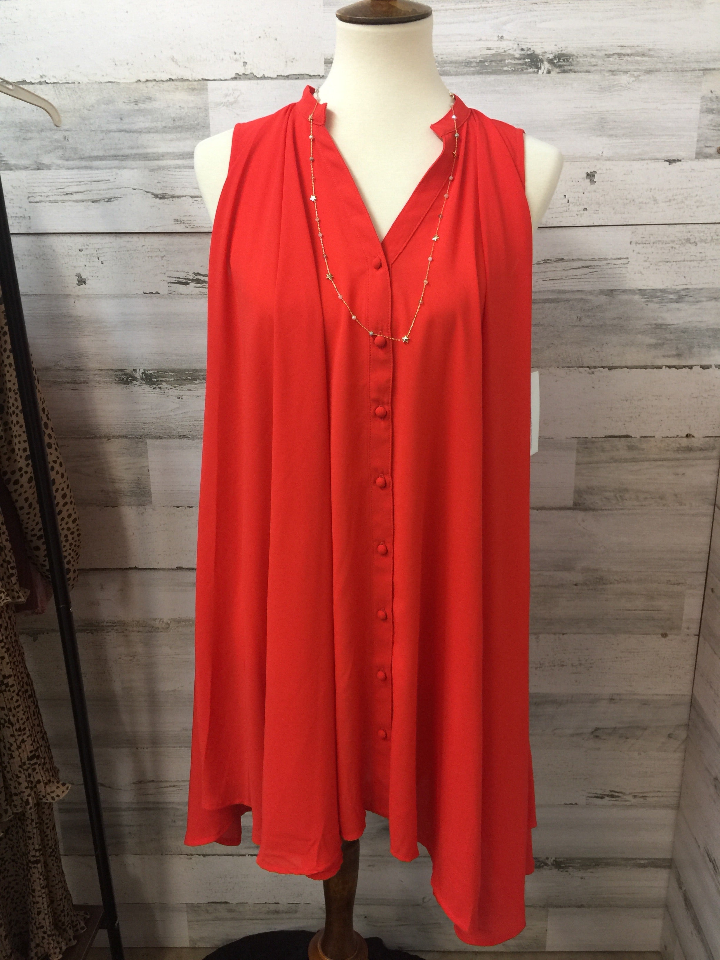Coral Tank Tunic with Buttons - Giddy Up Glamour Boutique