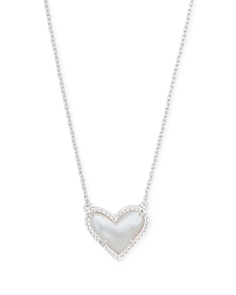 Kendra Scott | Ari Heart Silver Pendant Necklace in Ivory Mother of Pearl