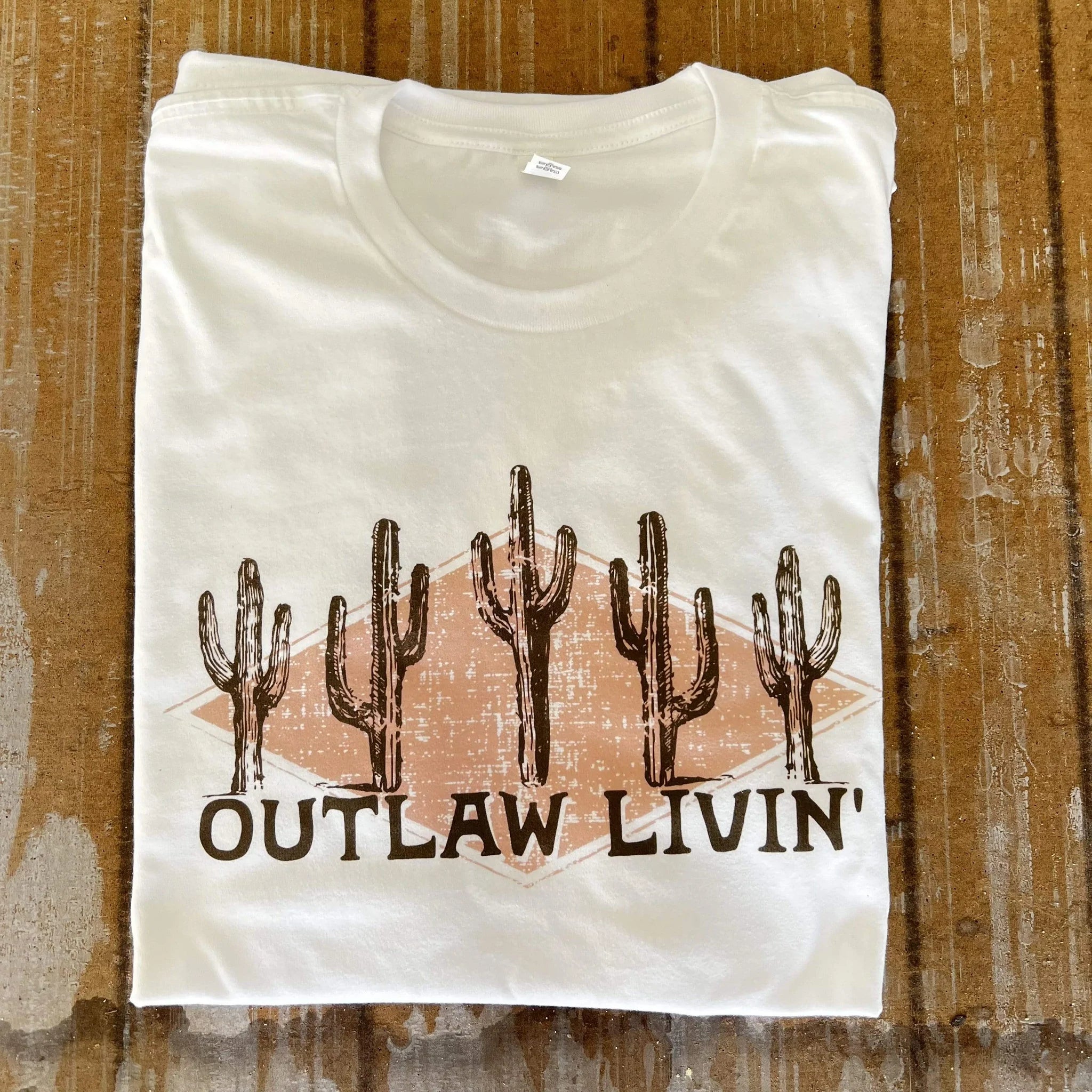 Online Exclusive | Outlaw Livin' Graphic Tee in White - Giddy Up Glamour Boutique